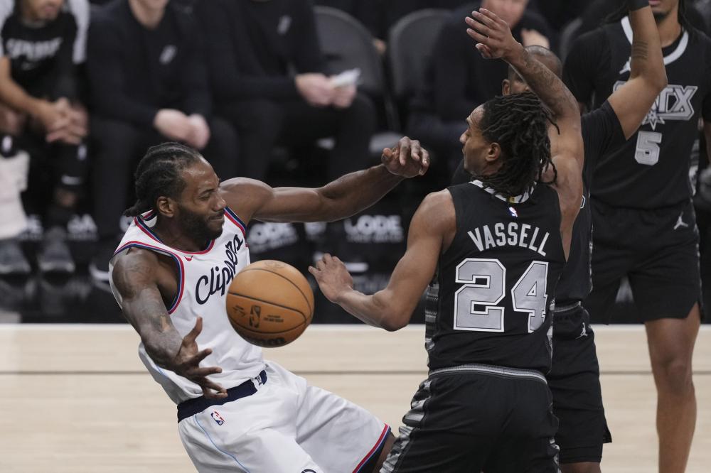 比赛中不断 比赛中不断