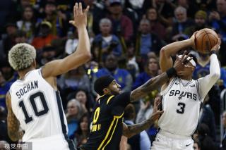 场攻击线的 场攻击线的