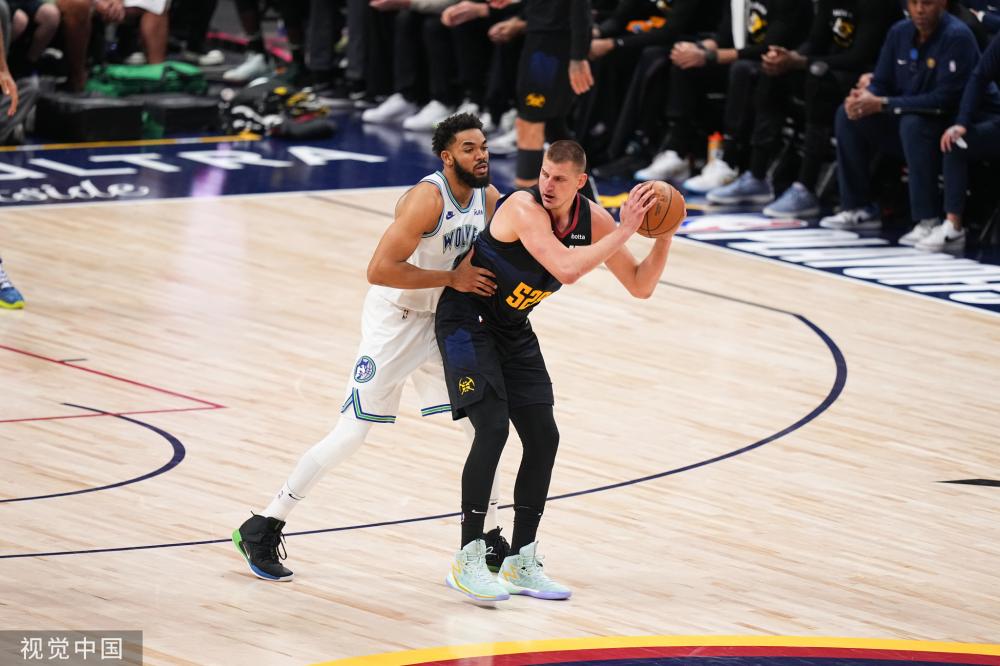 的强大气场 的强大气场